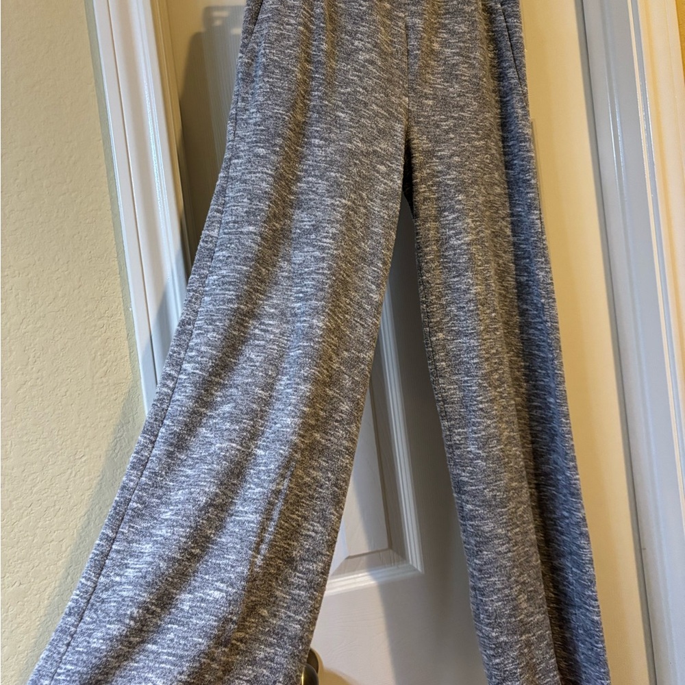 Knox Rose Comfy Wide Leg Lounge Pants with Pockets in Gray